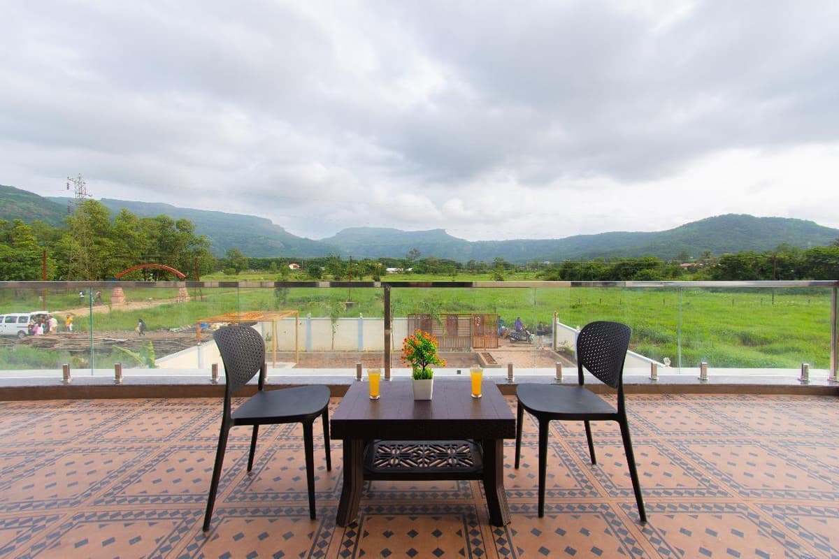 Breathtaking mountain views from the villa